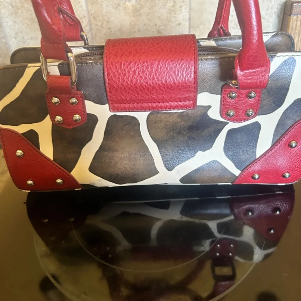 Dooney & Bourke Handbag - Picture 4 of 16